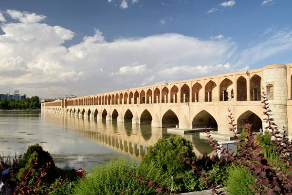 سی‌وسه‌پل – آثار تاریخی اصفهان